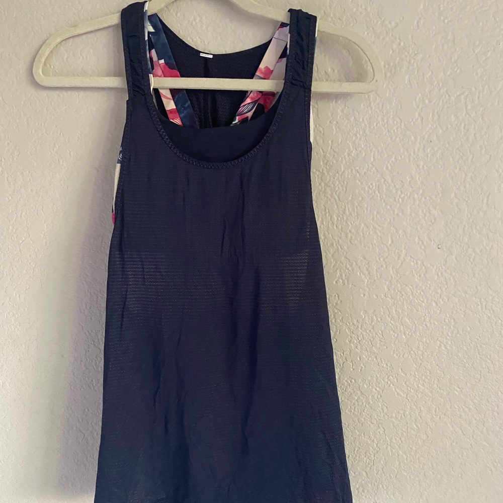Lululemon Top - Picture 10 of 12